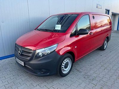 Gebraucht Mercedes Vito 102 PS (75 kW) 2020 Rot Van