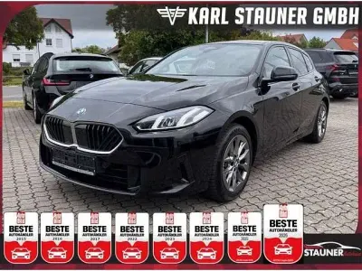 Gebraucht BMW 118 150 PS (110 kW) 2025 Schwarz ii/bonnet fluid black Kleinwagen