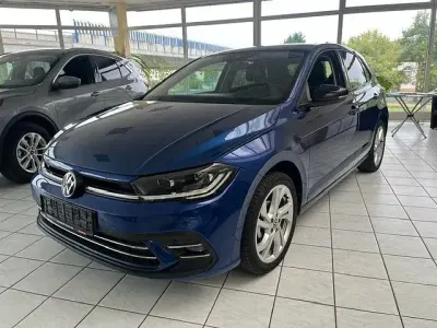 Gebraucht VW Polo Style 95 PS (69 kW) 2022 Blau Kleinwagen