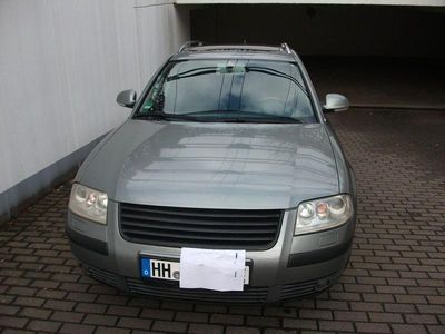 Usata VW Passat Exclusive 136 CV (100 kW) 2004 Grigio Station wagon