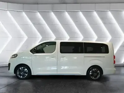 Gebraucht Opel Zafira Life Edition 100 kW (136 PS) 2022 Weiss Van / Kleinbus