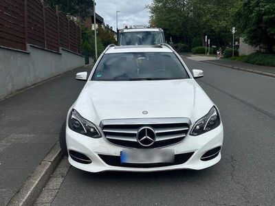 Mercedes E200
