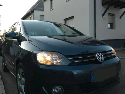 Gebraucht VW Golf Plus Cross 122 PS (89 kW) 2010 Blau Kombi