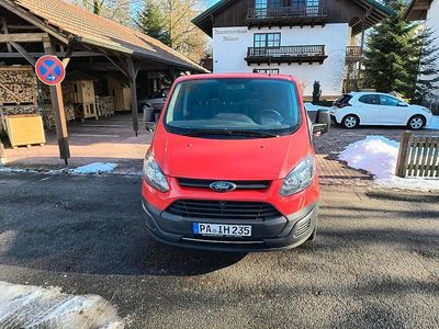 Gebraucht Ford Transit 130 PS (95 kW) 2017 Rot Van / Kleinbus