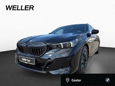 Black sapphire (schwarz) Neu 2025 BMW 520 Comfort Edition Kombi | 69.490 €