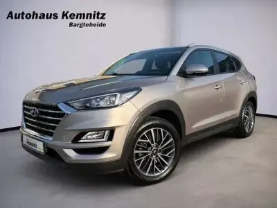 Gebraucht Hyundai Tucson 132 PS (97 kW) 2019 Silber SUV