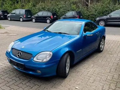 Gebraucht Mercedes SLK230 197 PS (144 kW) 2001 Blau Cabrio