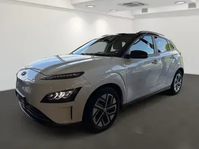 Käytetty Hyundai Kona Prime 150 kW (204 HP) 2022 Valkoinen Katumaasturi