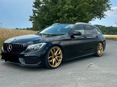Gebraucht Mercedes C220 170 PS (125 kW) 2014 Schwarz Kombi