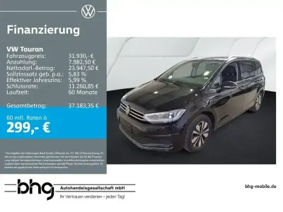 Gebraucht VW Touran Comfortline 150 PS (110 kW) 2025 Schwarz Van / Kleinbus