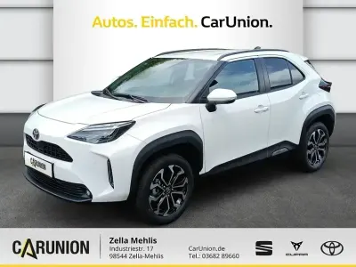 Neu Toyota Yaris Cross 131 PS (96 kW) 2026 Schneeweiss SUV