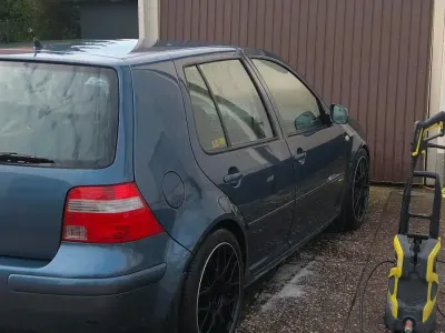 Gebraucht VW Golf IV 150 PS (110 kW) 2003 Blau Limousine