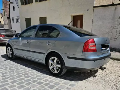 Gebraucht Skoda Octavia 116 PS (85 kW) 2007 Grau Limousine