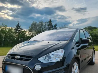 Usata Ford S-MAX S 200 CV (147 kW) 2011 Nero Monovolume