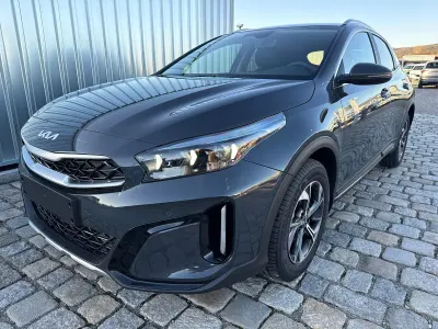 Nowe Kia XCeed Style 150 KM (110 kW) 2025 Szary SUV