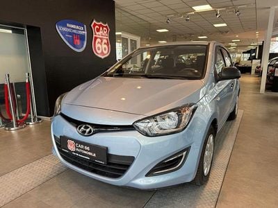 Gebraucht Hyundai i20 Edition 86 PS (63 kW) 2013 Blau Kleinwagen