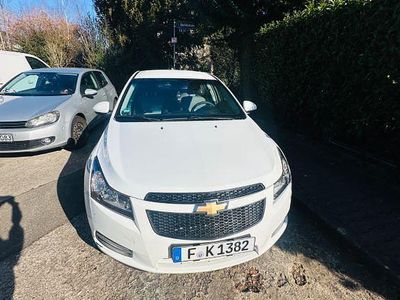 Gebraucht Chevrolet Cruze LS 124 PS (91 kW) 2012 Weiß Limousine