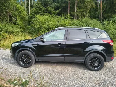 Gebraucht Ford Kuga SYNC Edition 150 PS (110 kW) 2016 Schwarz SUV