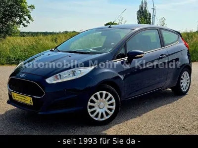 Gebraucht Ford Fiesta Trend 82 PS (60 kW) 2016 Blau Kleinwagen
