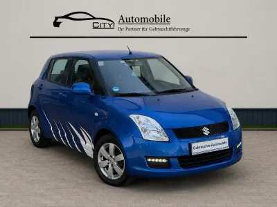 Gebraucht Suzuki Swift Club 92 PS (67 kW) 2009 Blau Kleinwagen