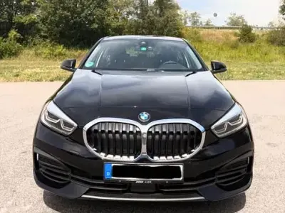 Gebraucht BMW 116 Advantage 116 PS (85 kW) 2021 Schwarz Kleinwagen