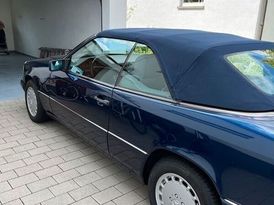 gebraucht Mercedes E200 