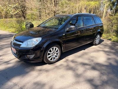 Gebraucht Opel Astra Edition 116 PS (85 kW) 2009 Schwarz Limousine