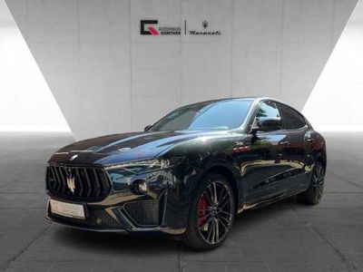 gebraucht Maserati Levante TROFEO MY23 V8 580PS AWD Nero & Nero