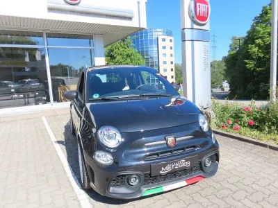 Gebraucht Abarth 695 Esseesse 179 PS (131 kW) 2022 Colore esterno Kleinwagen