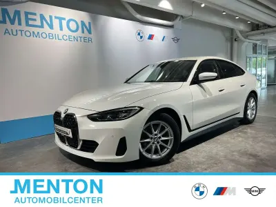 Gebraucht BMW 420 Coupé Sport Line 190 PS (139 kW) 2023 Weiß Coupé