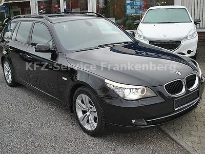 Gebraucht BMW 520 Sport Line 177 PS (130 kW) 2009 Schwarz metallic Kombi