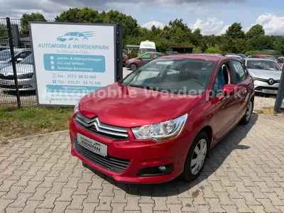 Gebraucht Citroën C4 Attraction 95 PS (69 kW) 2012 Rouge babylone Limousine