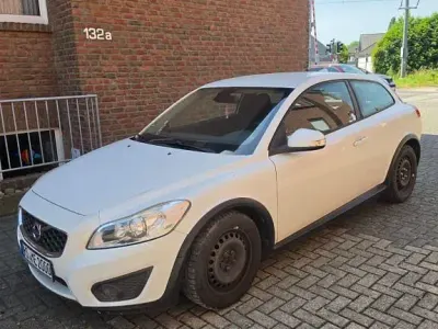 Gebraucht Volvo C30 114 PS (83 kW) 2011 Weiß Kleinwagen