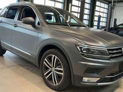 Grau Gebraucht 2016 VW Tiguan Highline SUV | 19.999 € (Guter Preis)
