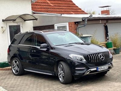 Gebraucht Mercedes GLE350 258 PS (189 kW) 2015 Schwarz SUV
