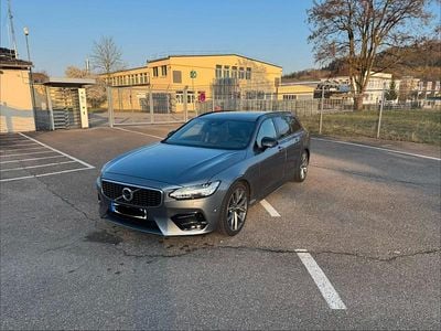 Usado Volvo V90 R-Design 310 HP (228 kW) 2019 Cinzento Carrinha