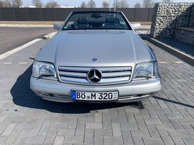 Mercedes SL320