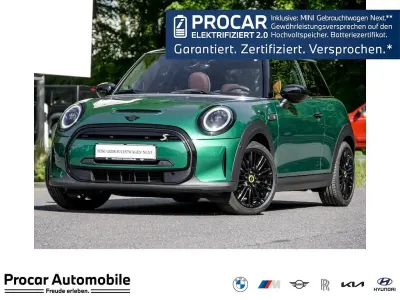 Begagnad Mini Cooper SE Classic 135 kW (184 HK) 2023 Grön Halvkombi