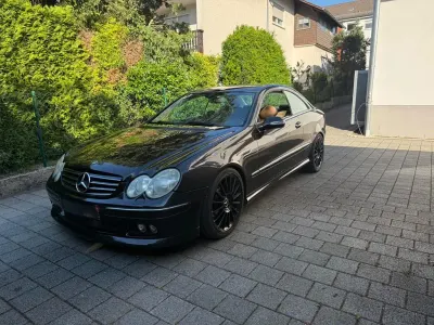 Gebraucht Mercedes CLK200 Avantgarde 163 PS (119 kW) 2004 Schwarz Coupé