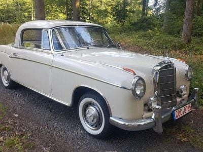 Gebraucht Mercedes 220 106 PS (77 kW) 1959 Weiß Coupé