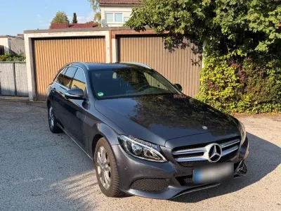 Gebraucht Mercedes C220 Avantgarde 170 PS (125 kW) 2015 Grau Kombi