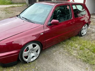 Gebraucht VW Golf III 174 PS (127 kW) 1995 Violet Limousine