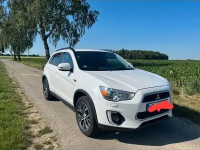 Gebraucht Mitsubishi ASX Diamant Edition 117 PS (86 kW) 2016 Weiß SUV
