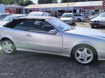 Silber Gebraucht 2003 Mercedes CLK200 Elegance Cabrio | 4.650 € (Etwas zu teuer)
