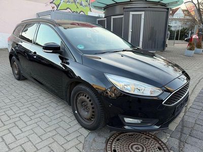 Gebraucht Ford Focus 120 PS (88 kW) 2016 Schwarz Kombi