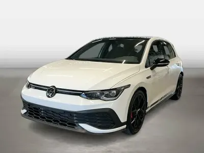 Używany VW Golf VIII GTI Clubsport 300 KM (220 kW) 2024 Biały Sedan/Limuzyna