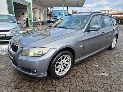 Grau Gebraucht 2010 BMW 318 Comfort Edition Kombi | 3.200 € (Superpreis)