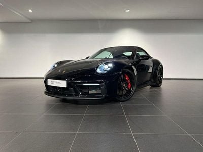 Porsche 911 Carrera 4 GTS
