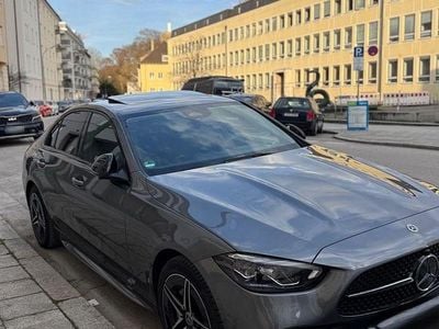 Brugt Mercedes C300e AMG line 313 HK (230 kW) 2024 Grå Sedan