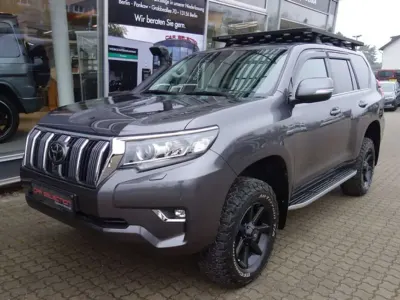 Gebraucht Toyota Land Cruiser 204 PS (150 kW) 2023 Grau SUV